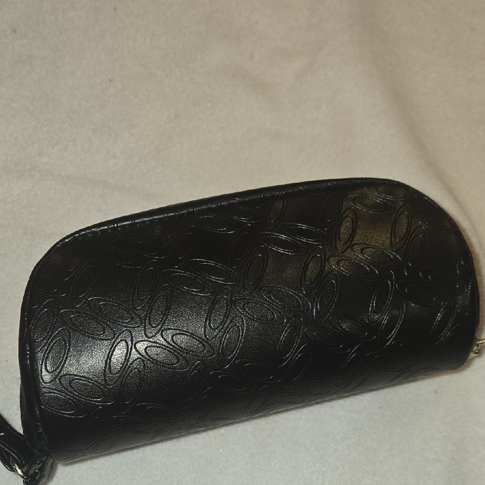 Oakley Ellipse Logo Soft Vault Sunglasses Case - Black